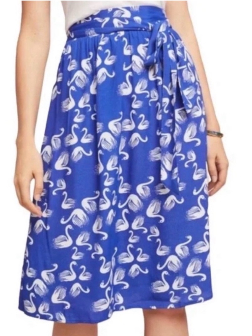 Anthropologie - Porridge Getaway Swan Print A-Line Skirt with Tie Waist. Pockets